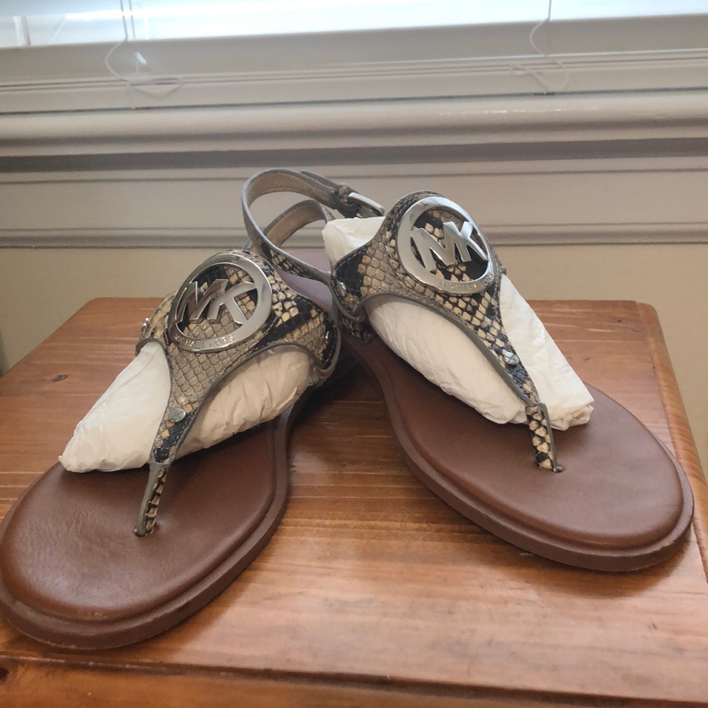 MICHAEL KORS SANDAL